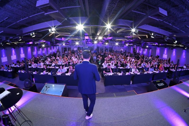 2º Gestão de Pessoas Summit debate liderança, cultura organizacional e performance no Rio